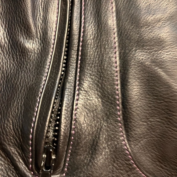 Women’s Riding Jacket - Picture 4 of 16